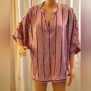 Women's Top Size Large. Mark new york